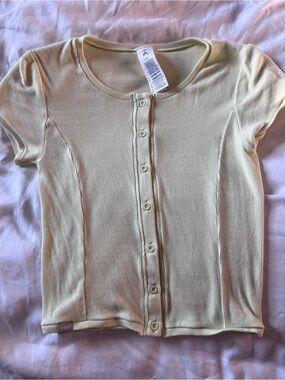 Oner Active Pale Yellow Ribbed Button-Front Short Sleeve Top